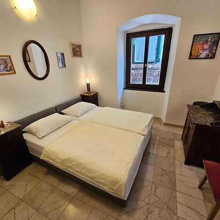 Center Room D16 In The Ancient Roman Palace Split Extérieur photo